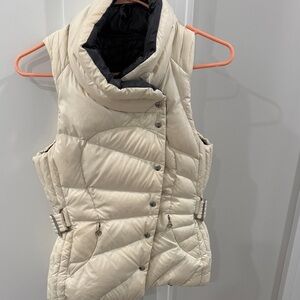 Lululemon Athletica Cream Puffer Vest